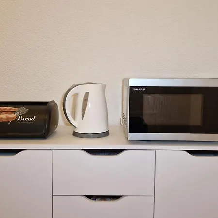 In Rijeka, Free Parking And Large Terrace, 15min Drive From The Διαμέρισμα Ριέκα