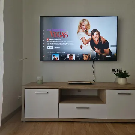Apartment In Rijeka, Free Parking And Large Terrace, 15min Drive From The