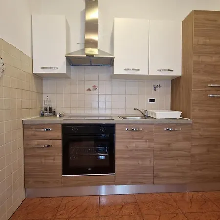 Apartment In Rijeka, Free Parking And Large Terrace, 15min Drive From The Rijeka