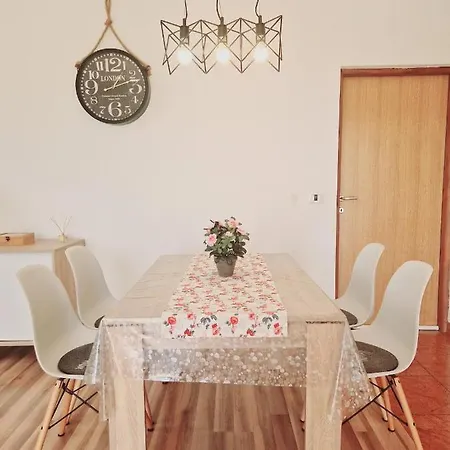 Apartment In Rijeka, Free Parking And Large Terrace, 15min Drive From The