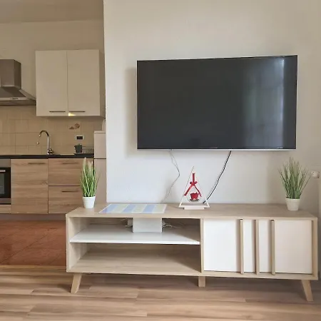 شقة In Rijeka, Free Parking And Large Terrace, 15min Drive From The *